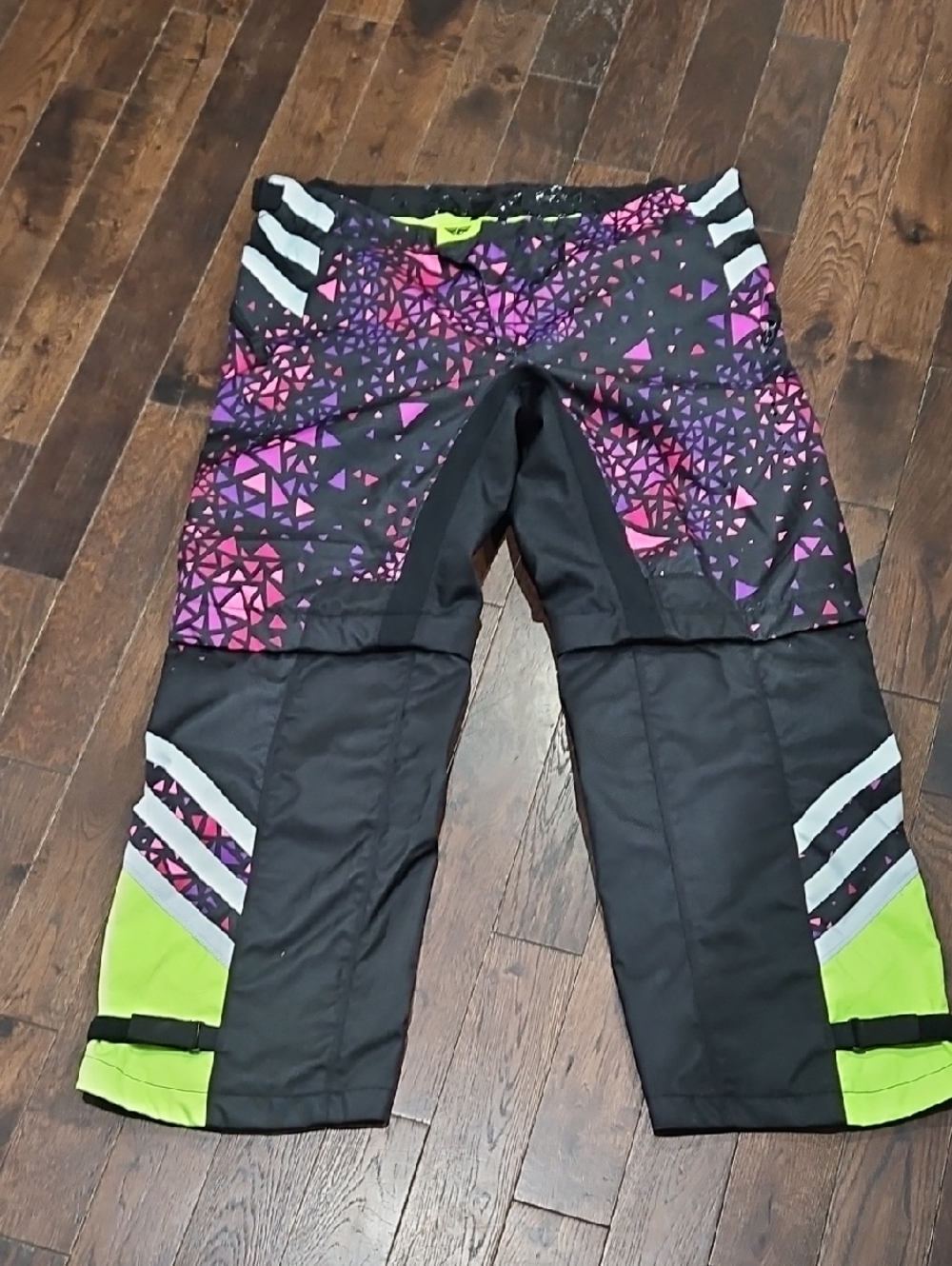 Womens Motocross Pants. Size 19/20 NWOT.